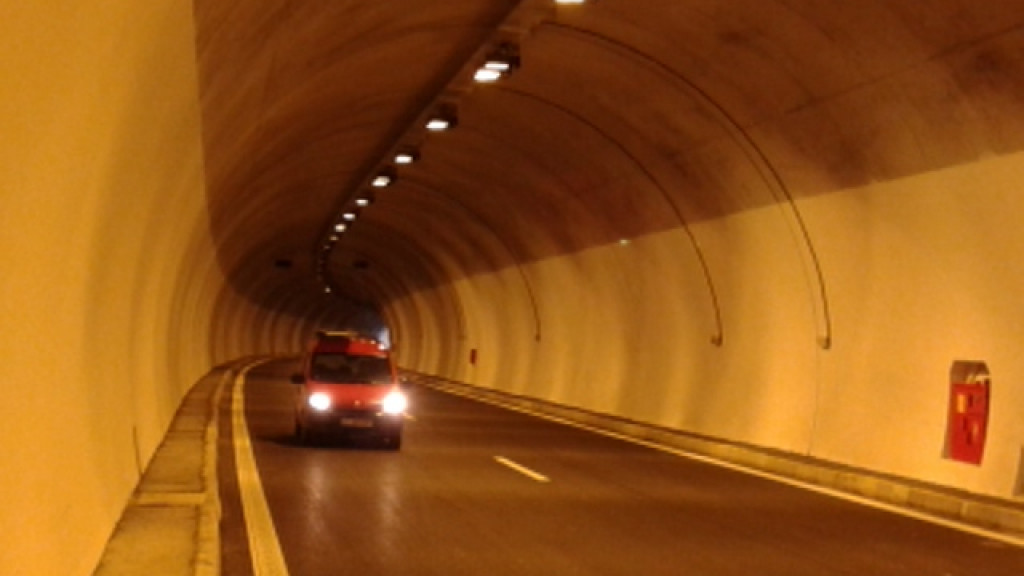 До 12 ч. на 23 май се ограничава движението в тръбата за Кулата на тунел „Мало Бучино“ на АМ „Струма“