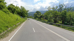 5 са отворените ценови оферти за проектиране на ремонта на 8 км от Подбалканския път в област Пловдив