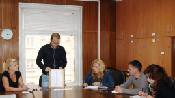 7 са кандидатите за надзор при строителството на близо 10 км от АМ „Хемус“ между Ябланица и Боаза